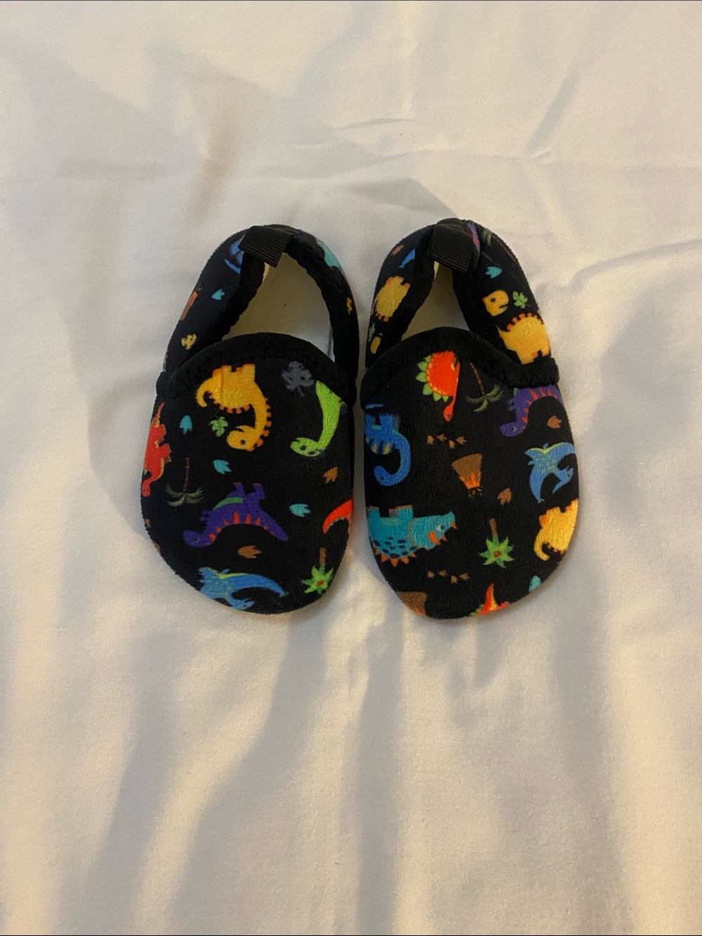Kids Dino Print Slip-On Slippers - Black Multicolor
